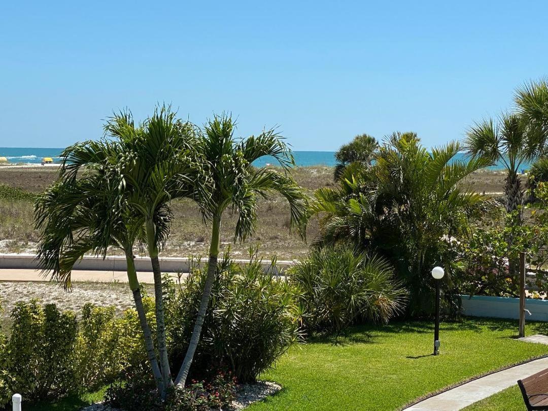 Beachside Resort Motel St. Pete Beach Ngoại thất bức ảnh