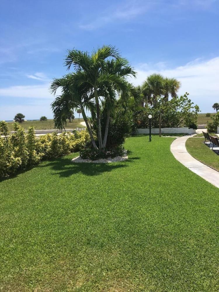 Beachside Resort Motel St. Pete Beach Ngoại thất bức ảnh